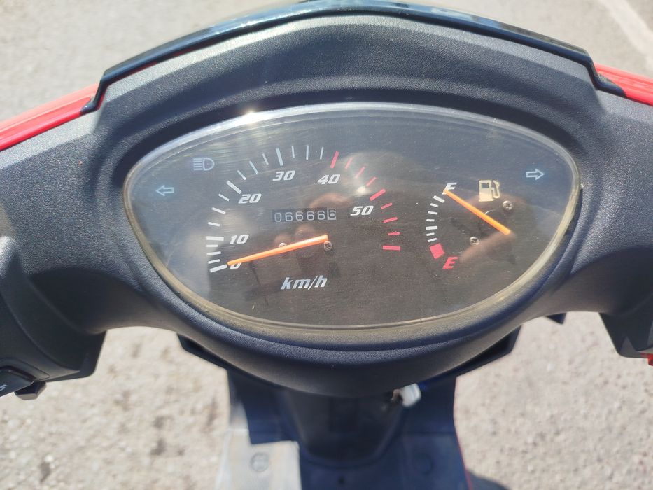 Продам скутер сапия