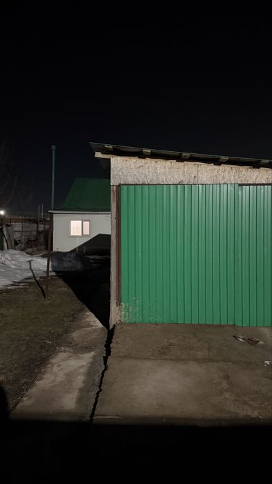 Продается дом с гаражом