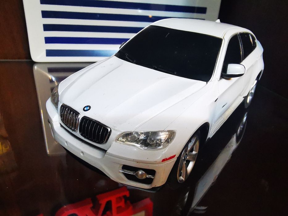 Macheta BMW X5  1:24 de colectie