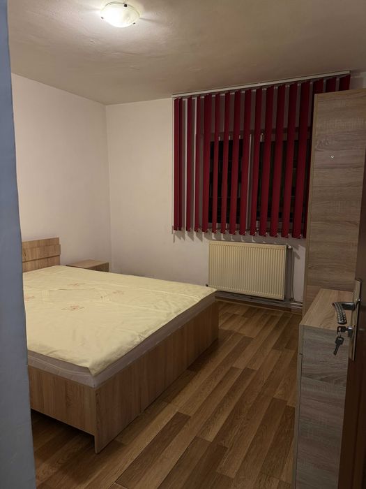 Inchiriez apartament cu 2 camere