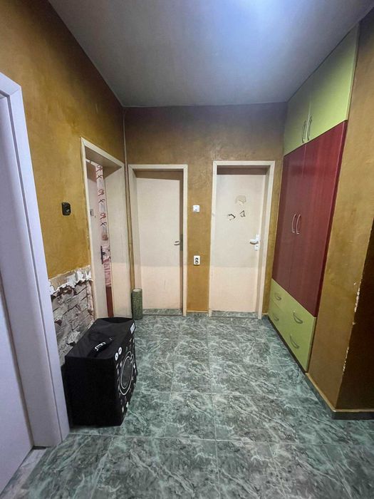 Обзаведен Двустаен Апартамент за Продажба, в гр.Търговище, кв. Боровец