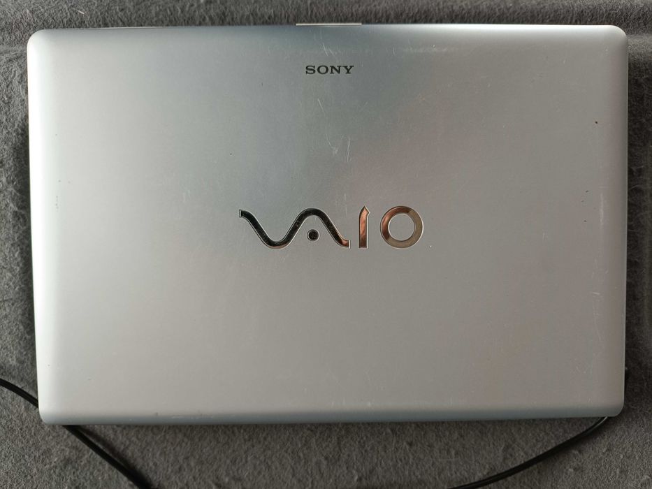 Продавам работещ лаптоп Sony PCG-71213M, 15 инча