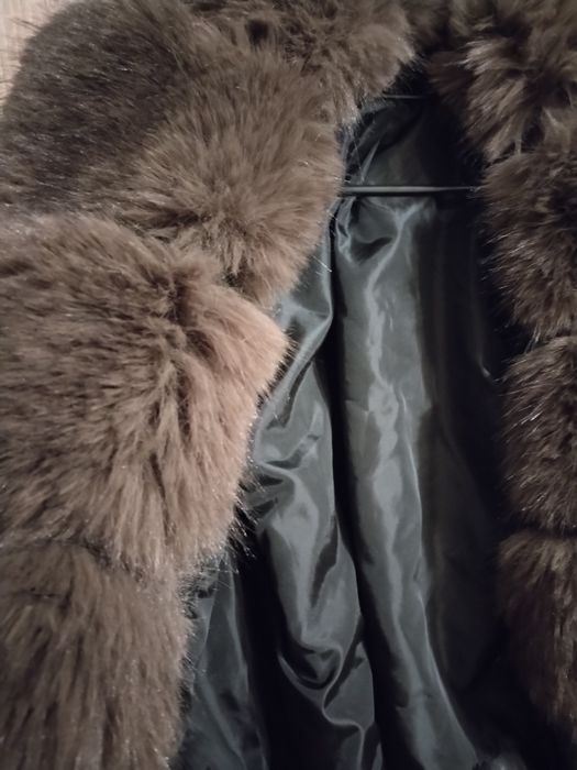 Кожено яке с пухена яка