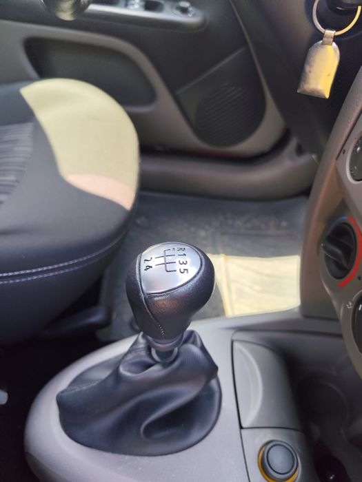 Renault Symbol 1.2 Benzina-20.000 km reali