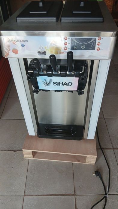 Налична НОВА Професионална машина за мек сладолед  3 вкуса Гаранция 1г