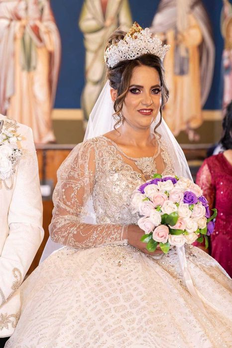 Rochie de mireasa tip printesa