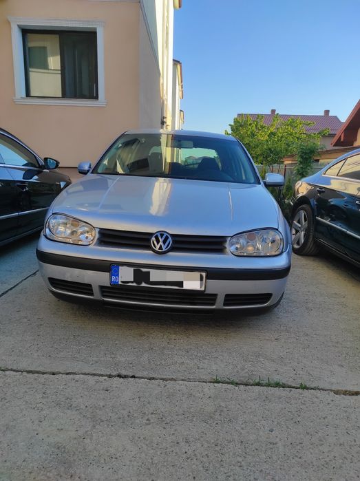 Vând Golf 4 1.9 TDI 2004 in stare perfectă de funcționare