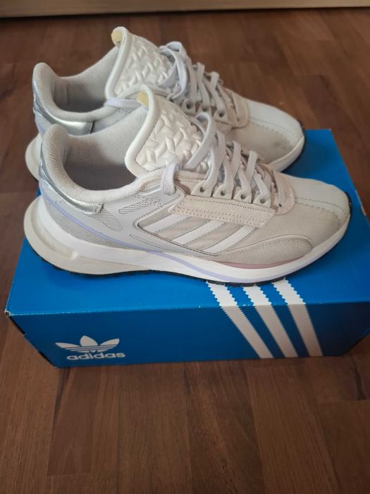 Adidas дамски маратонки