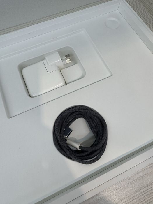 MacBook Air 2022, M2 81% | KASPI 0-0-12