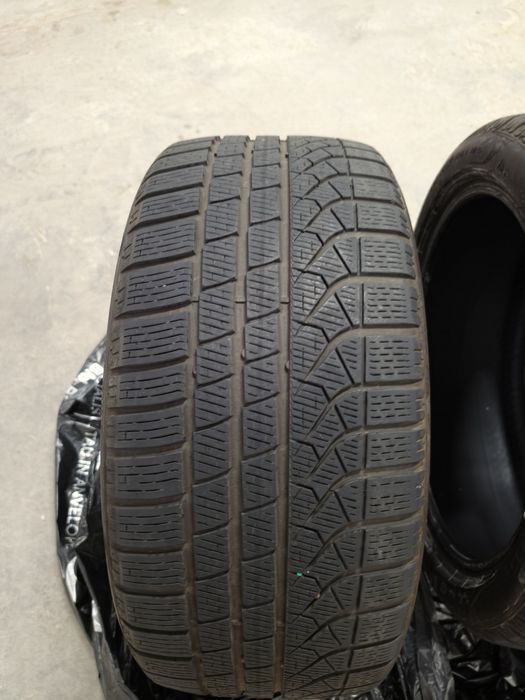 Pirelli P Zero 245/40/19 - Iarna - BMW Star - originale din fabrica G26