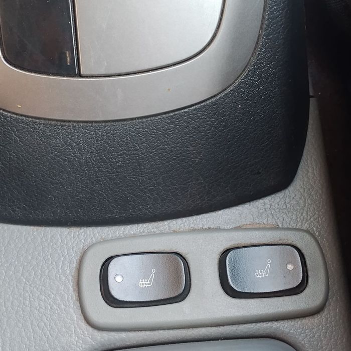 Chevrolet gentra sotiladi