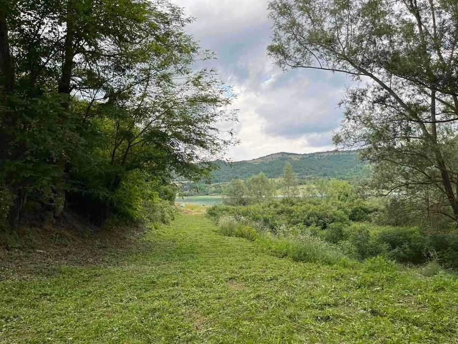 Дава се под наем Къща в Троян - 70 кв.м за 1530 € - Снимка #1