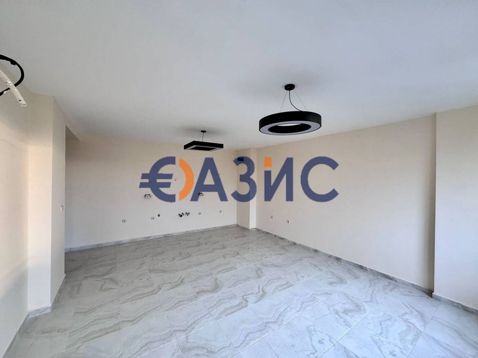Продава се Тристаен апартамент в Свети Влас - 90 кв.м за 1083 €/кв.м - Снимка #10