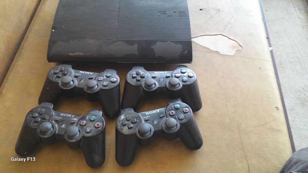 Продам Ps3 super slim