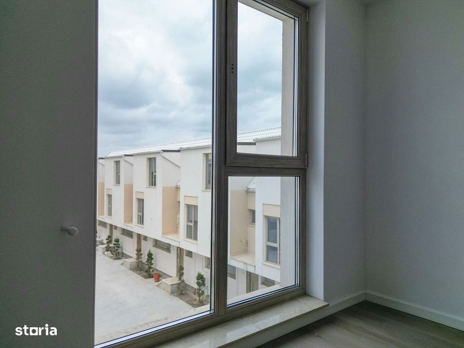 Oferta! Vila moderna cu piscina si curte!
