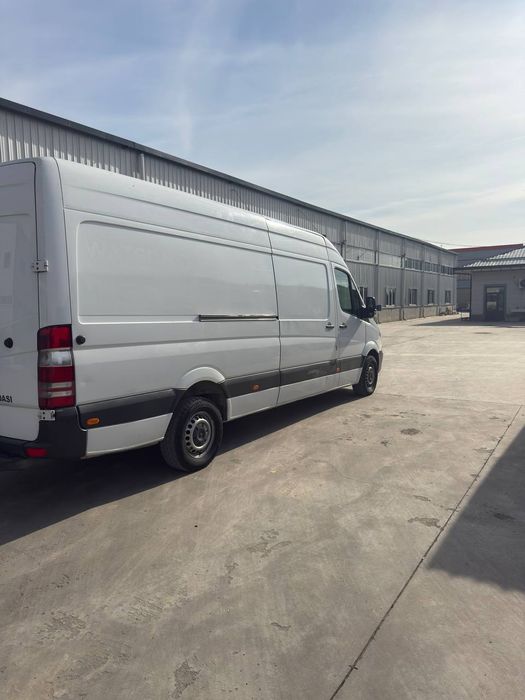 Mercedes Benz Sprinter