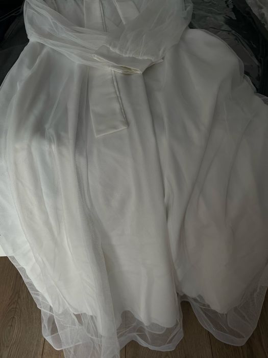 Продается кажекей с платьем