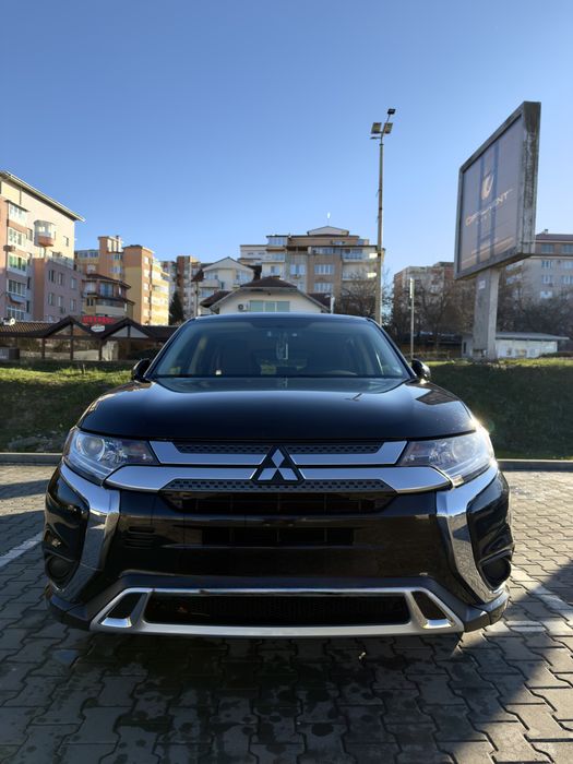 Mitsubishi Outlander 2019 2.4 бензин+газ, 106 000 км, CarPlay, камера, обслужен