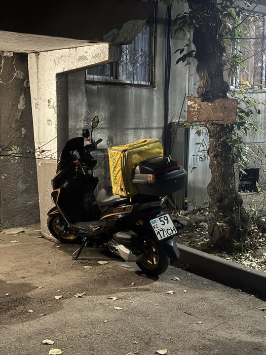 Мопед Скутер Макси Лия