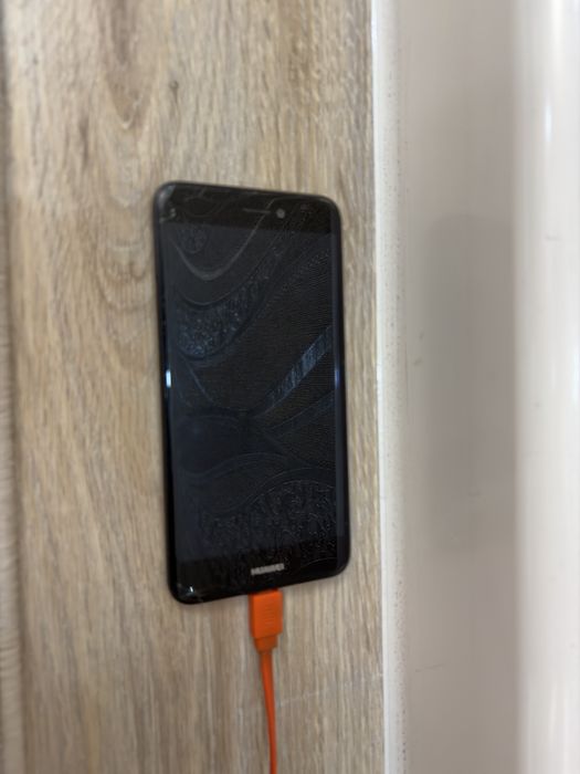 Продается телефон Huawei p8 lite