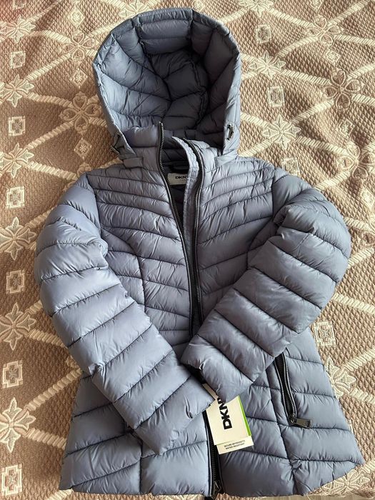 Дамско зимно яке DKNY