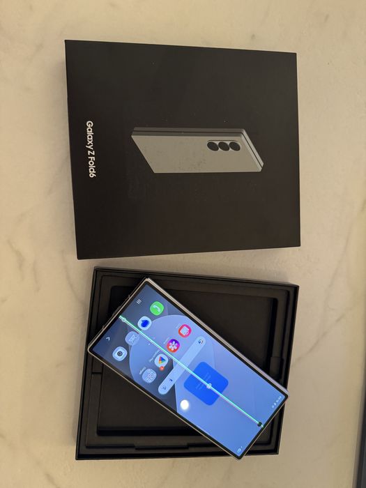 Samsung Fold 6  / 1 TB ecran mare defect