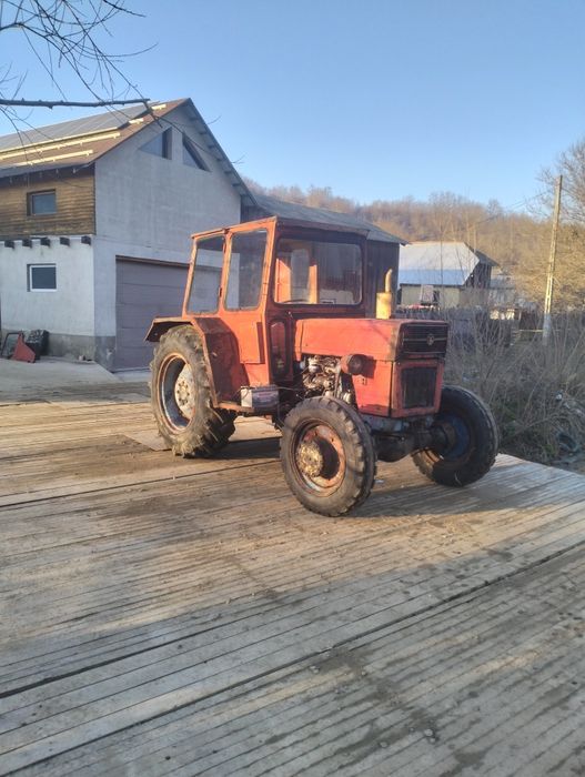 Vând tractor UTB 445 DTC