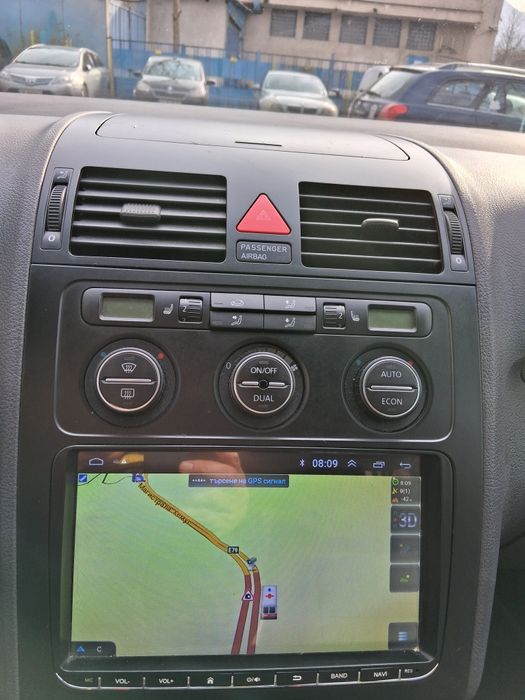 VW Touran 2000 109к.с