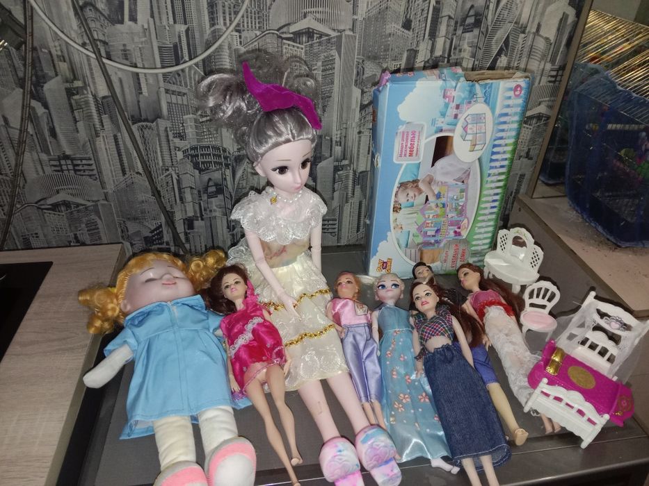 Продам все куколка и домик