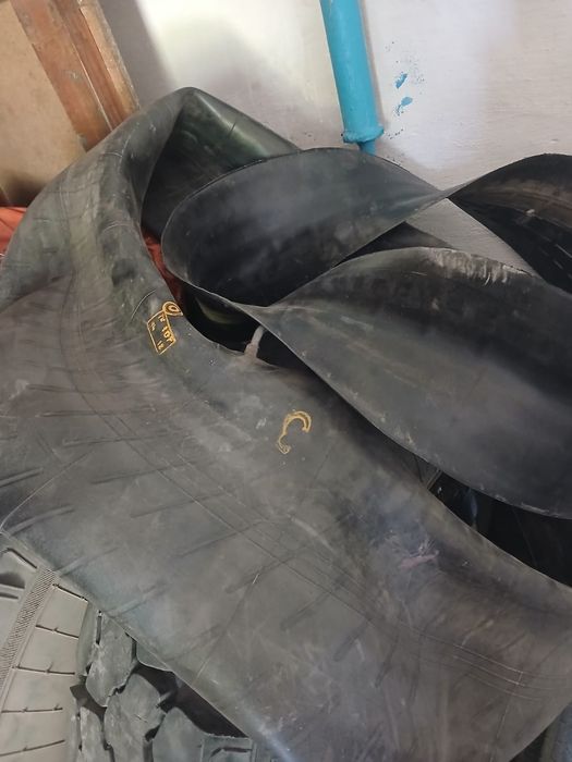 Продам резину на Газ 53