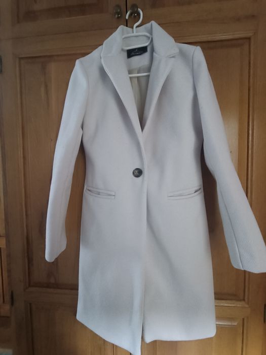 Пролетно есенно палто