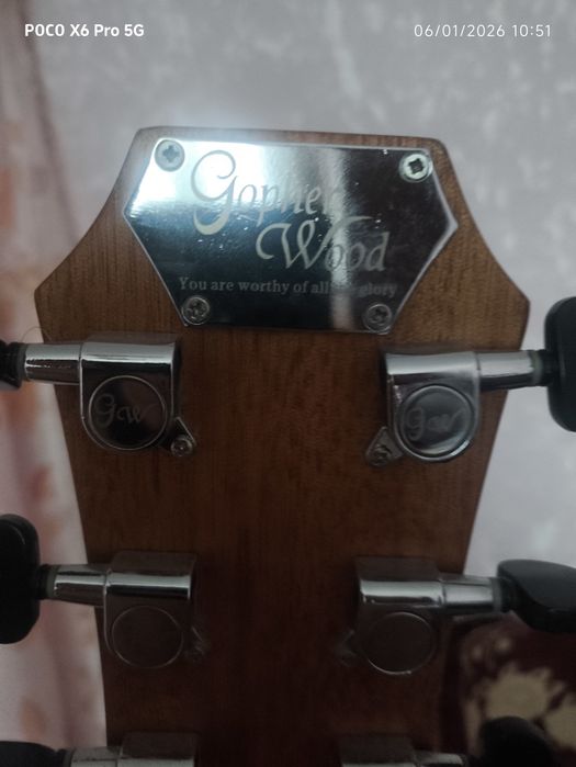 Gitara Sotiladi Holati Zo'r