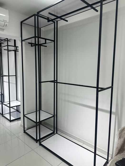 Kiyim dokon uchun stellajlar