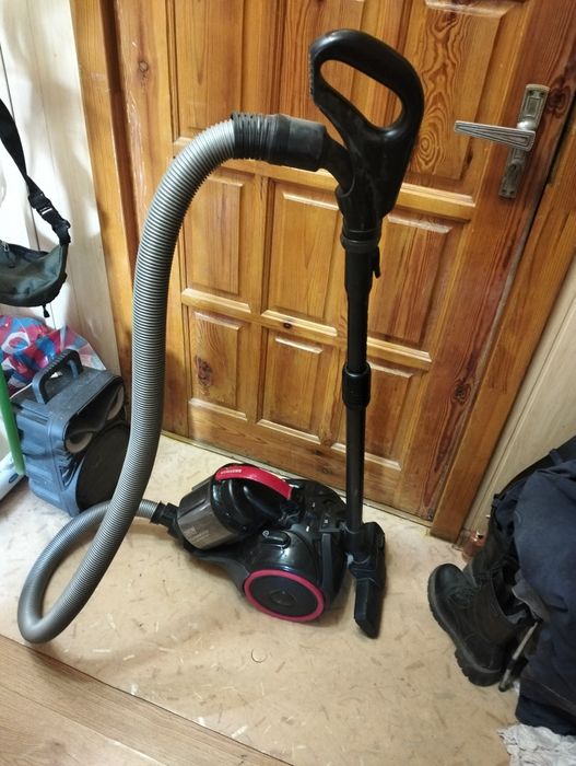 Продам пылесос Samsung и Vitek