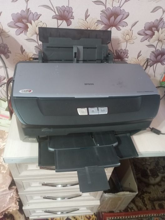 Принтер Epson r270