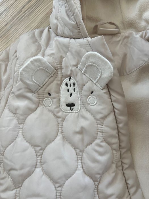 Продам комбинезончик на весну-осень