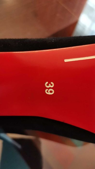 CafeNOIR / Италиански обувки No39 велур с червена подметка