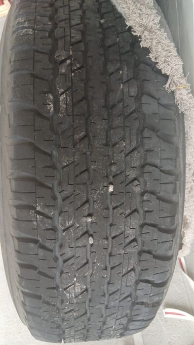 265/70/17.   Балон.