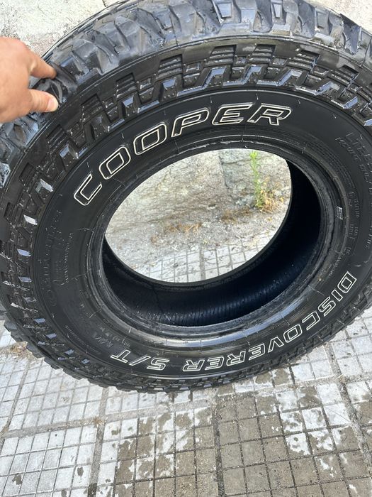 Гуми cooper discoverer S/T