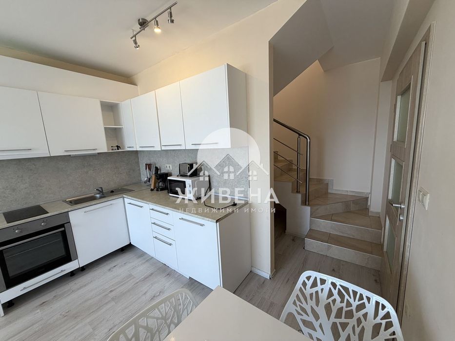 Продава обзаведен 2-стаен апартамент, кв. Аспарухово