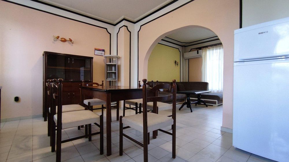 Продава се Тристаен апартамент в Пловдив, Южен - 94 кв.м за 1649 €/кв.м - Снимка #2