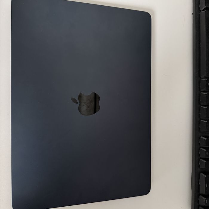 Macbook Air M2 8Gb/512Gb