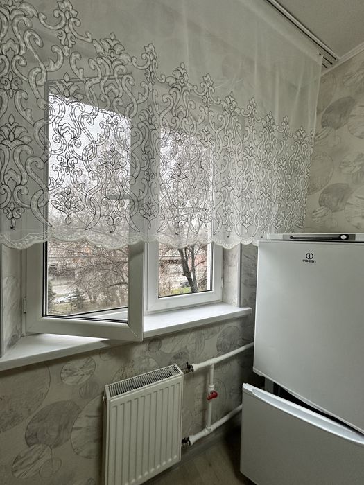 Продам холодильник Indesit