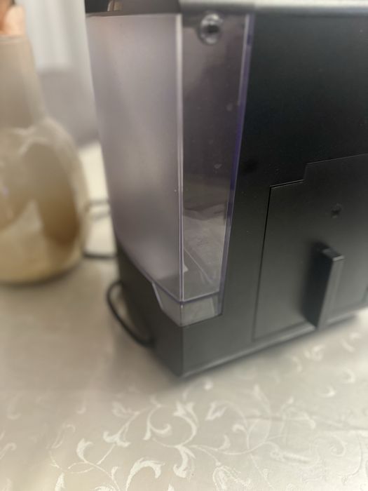 Espressor automat Krupds EA8108 (NOU)