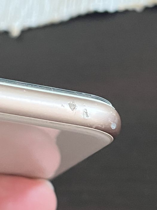 Прода се IPhone 8