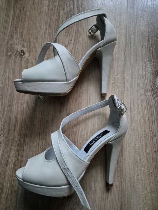 Sandale Ana Fashion din piele nr 35