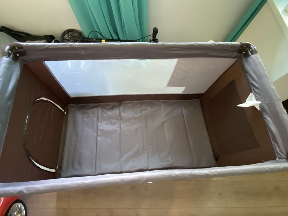 Сгъваема кошара за бебе