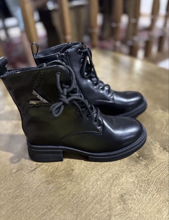 Ботинки детские новые