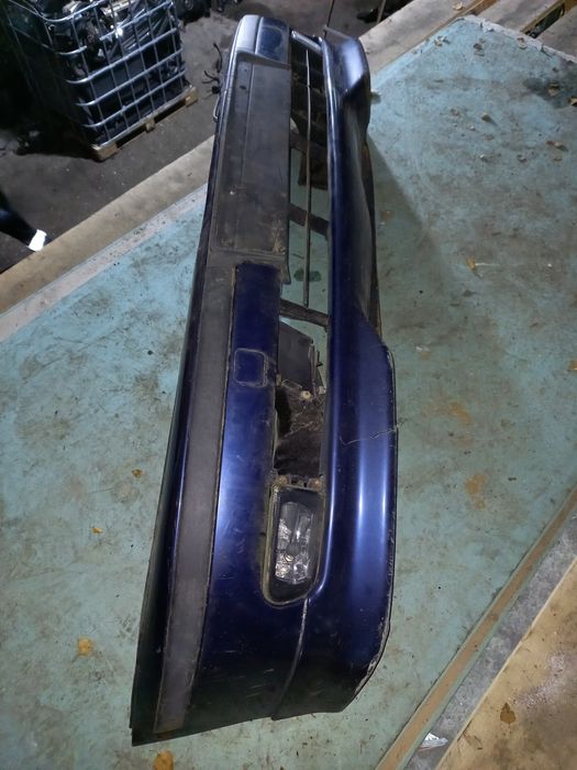Бампер передний на BMW E39 из Германии