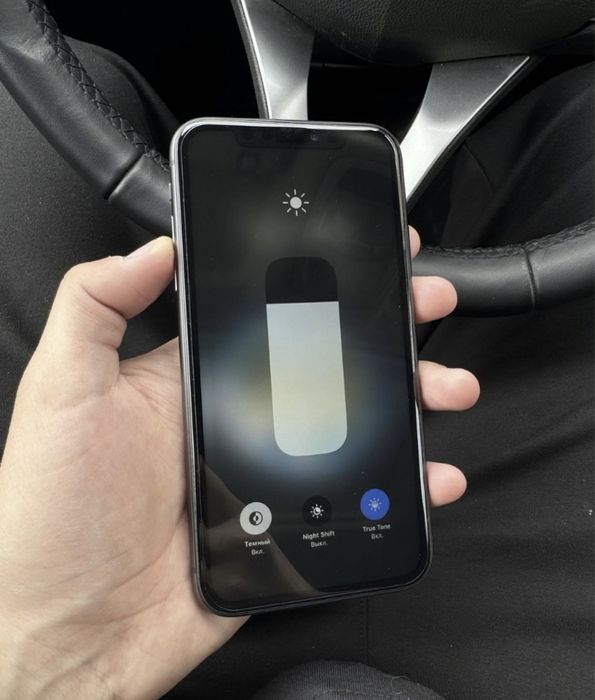 Продажа-обмен IPhone 11 64gb ios 15